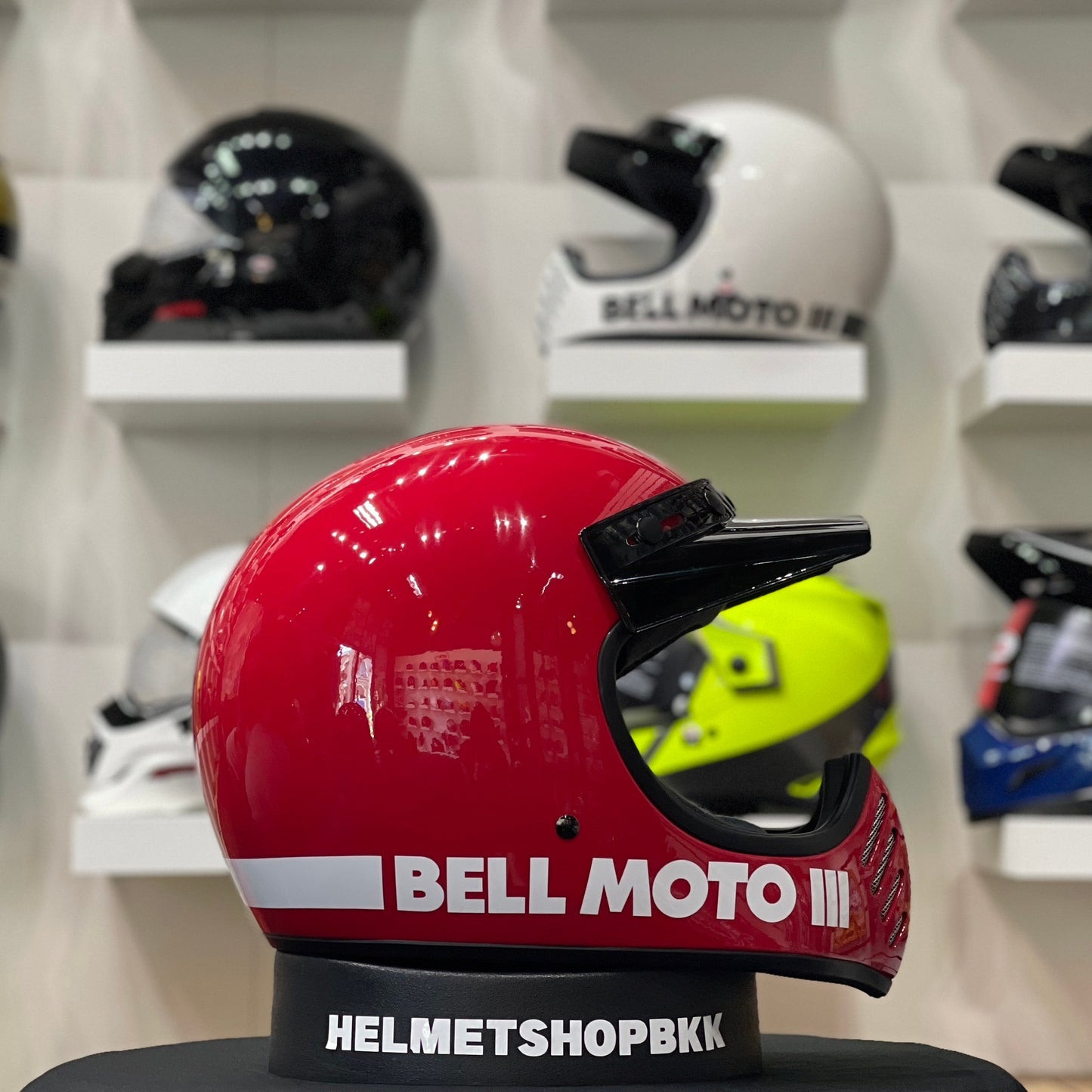 BELL MOTO-3 GLOSS RED CLASSIC